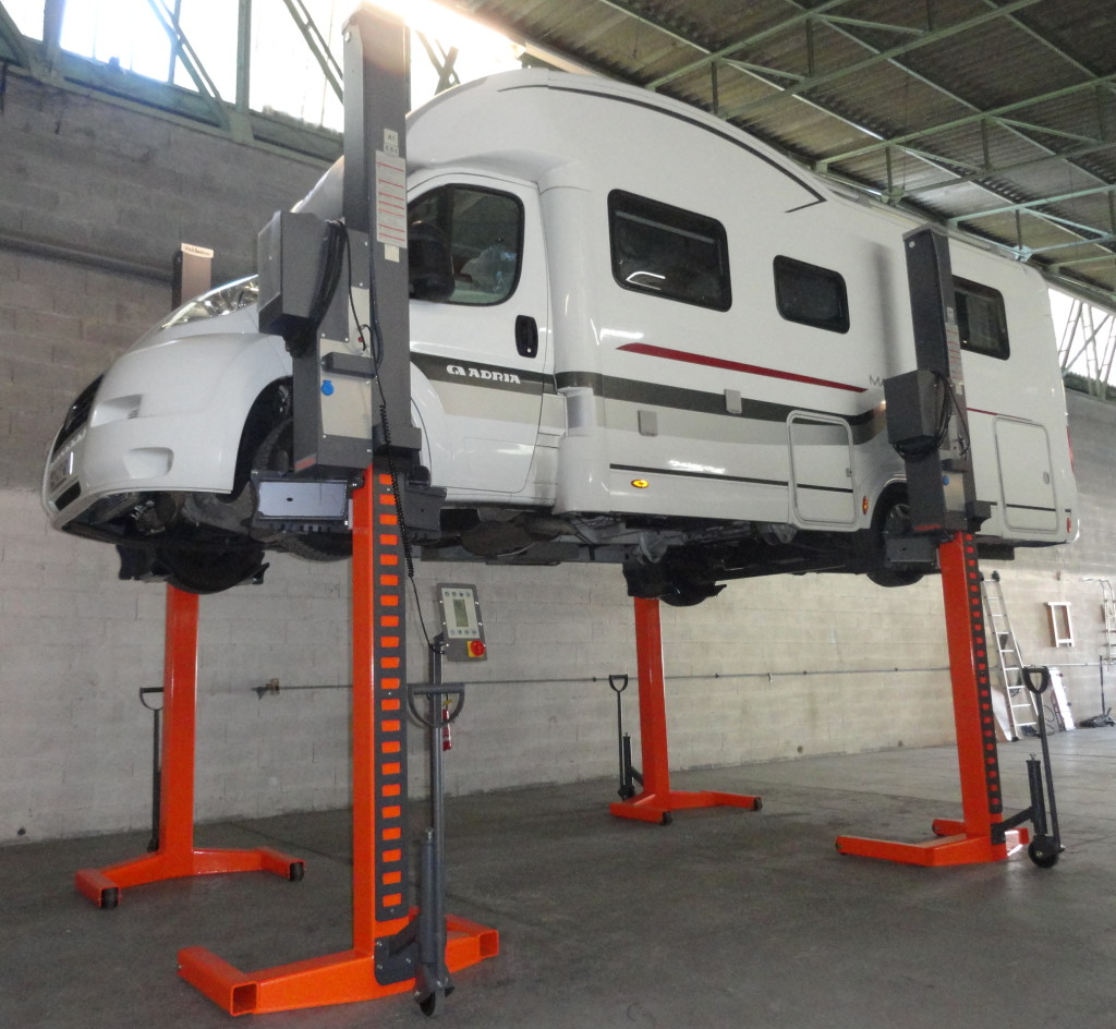 Accueil Pont mobile 4 colonnes camping-car